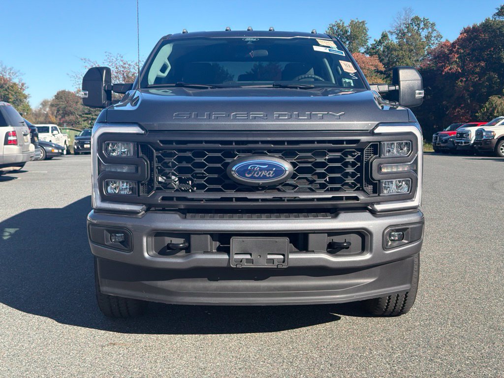 Used 2025 Ford F250 XL w/ STX Appearance Package AWD/4WD image 2