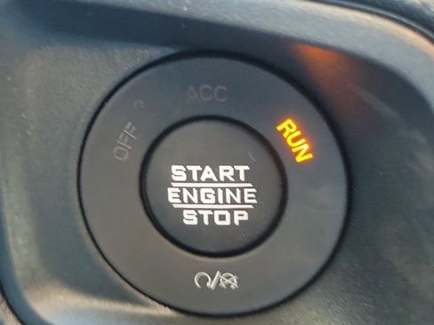 New 2026 Jeep Gladiator Sport image 25