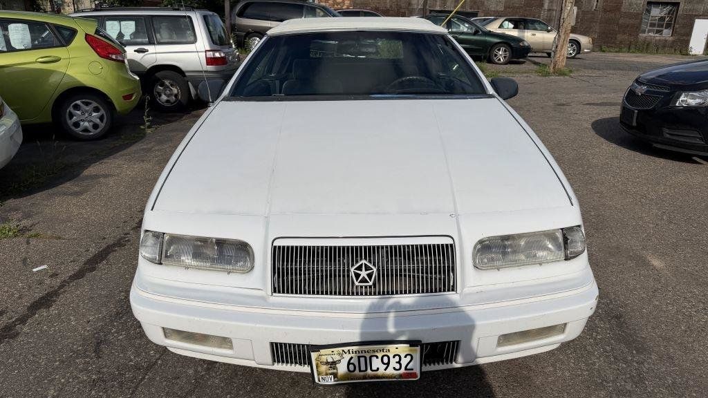 Used 1995 Chrysler LeBaron GTC FWD image 7