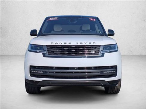 Used 2023 Land Rover Range Rover SE AWD/4WD image 2