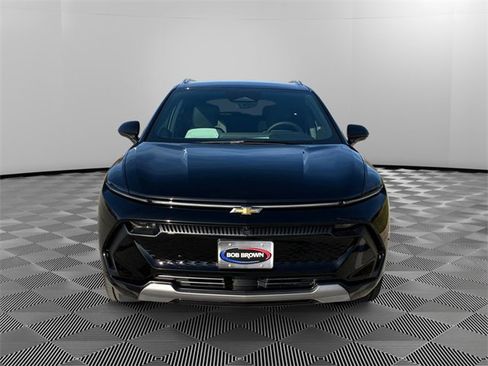 New 2026 Chevrolet Equinox EV LT image 8