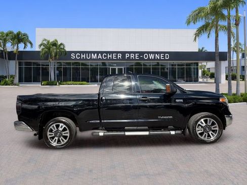 Used 2020 Toyota Tundra SR5 w/ SR5 Upgrade Package RWD image 8