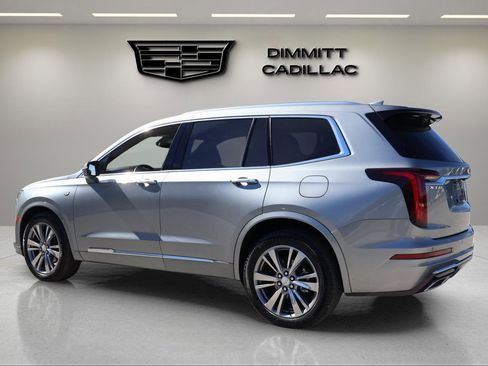 Certified 2025 Cadillac XT6 Premium Luxury image 3