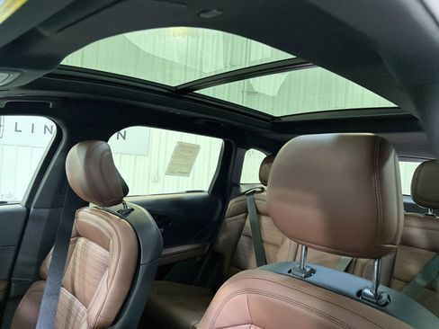 New 2026 Lincoln Nautilus Reserve AWD/4WD image 24