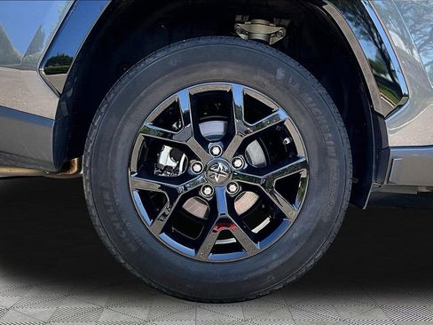 Used 2024 Toyota RAV4 LE image 23