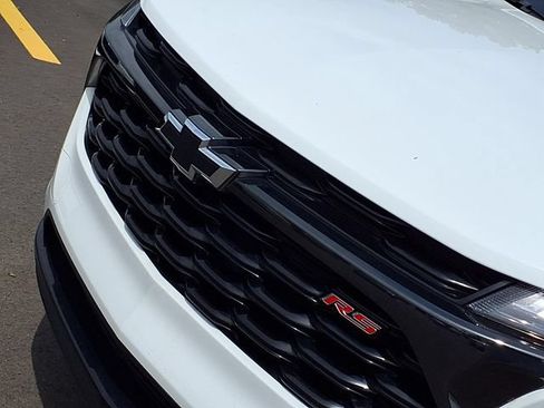 Used 2024 Chevrolet Trax RS FWD image 30