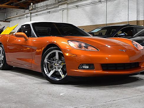Used 2007 Chevrolet Corvette Convertible w/ Preferred Equipment Group image 2