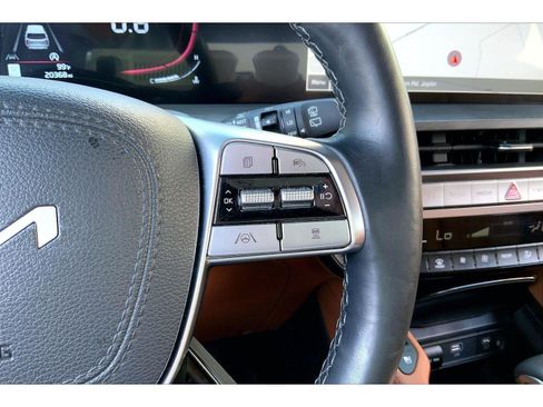 Used 2025 Kia Telluride EX X-Line AWD/4WD image 18