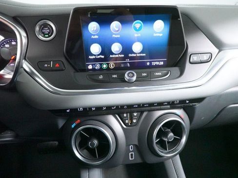 Used 2020 Chevrolet Blazer LT FWD image 17