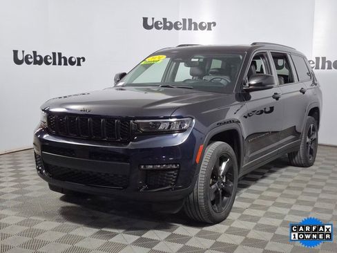 Used 2024 Jeep Grand Cherokee L Limited w/ Black Appearance Package image 3