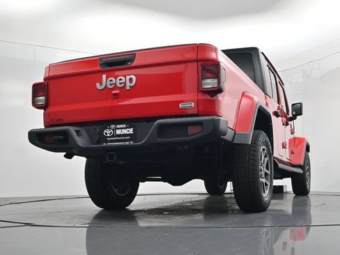 Used 2021 Jeep Gladiator Overland w/ Popular Equipment Package AWD/4WD image 52