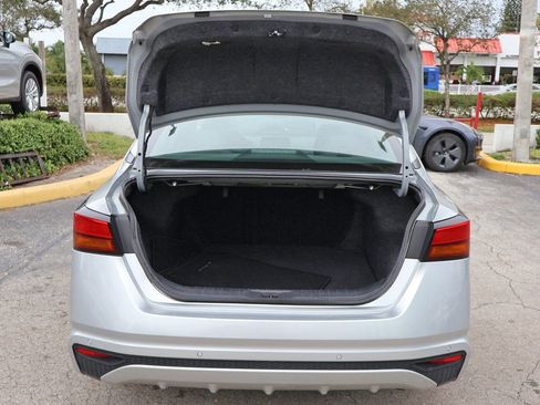 Used 2024 Nissan Altima 2.5 SV image 16