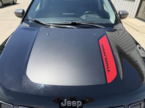 Used 2022 Jeep Compass Trailhawk w/ Trailhawk Elite Group AWD/4WD image 29