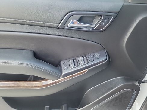 Certified 2018 Chevrolet Tahoe LS image 19