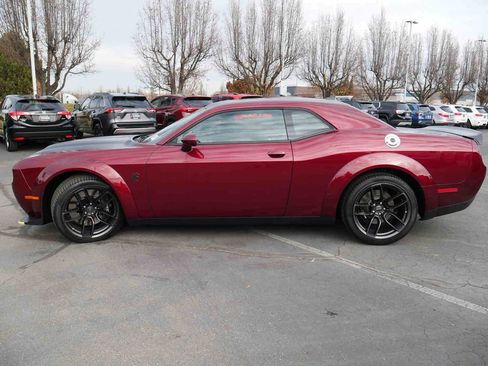 Used 2023 Dodge Challenger SRT Hellcat image 6