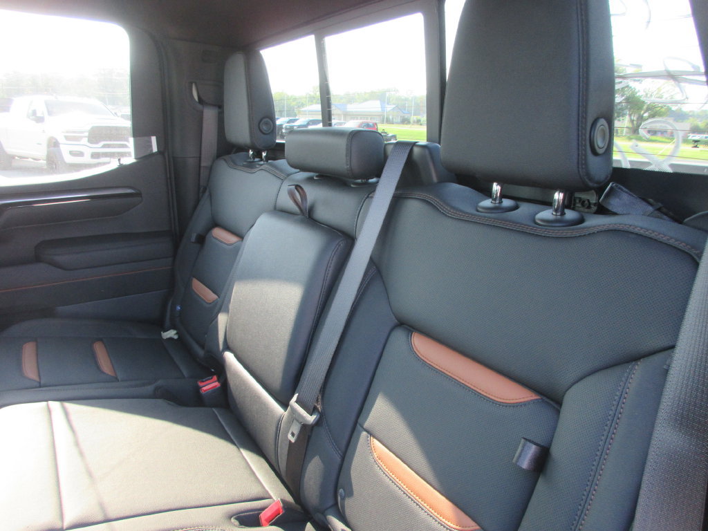 New 2026 GMC Sierra 1500 AT4 w/ AT4 Premium Package AWD/4WD image 16