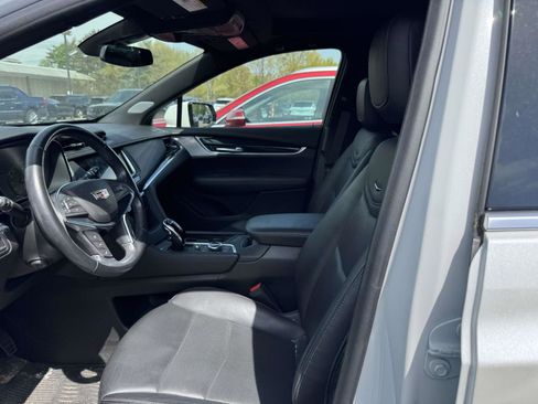 Certified 2023 Cadillac XT5 Premium Luxury AWD/4WD image 9