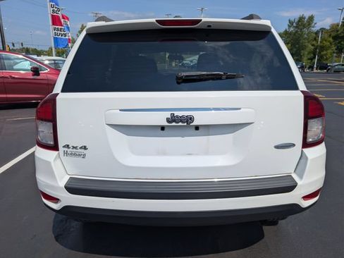 Used 2014 Jeep Compass Latitude AWD/4WD image 4