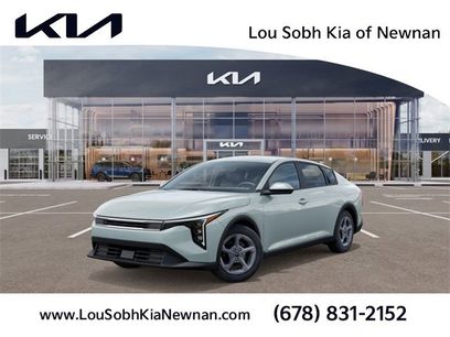 New 2025 Kia K4 LXS
