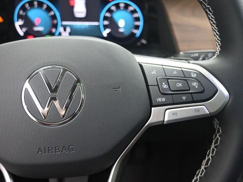 New 2026 Volkswagen Atlas SE FWD image 14