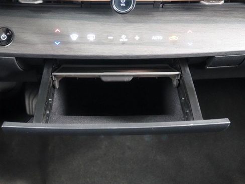 Used 2024 Nissan Ariya Platinum+ image 34