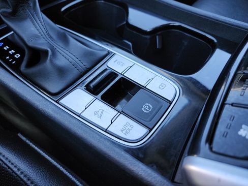 Used 2022 Hyundai Tucson SEL w/ Convenience + Premium Package image 9