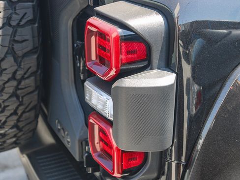 Used 2024 Ford Bronco Raptor AWD/4WD image 15
