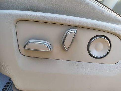 Used 2021 GMC Yukon Denali w/ Denali Ultimate Package image 18