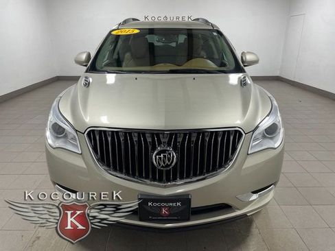 Used 2015 Buick Enclave Leather image 2