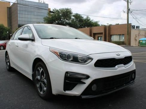 Used 2021 Kia Forte LXS FWD image 12