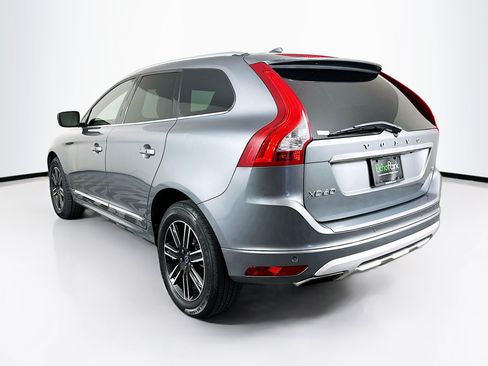 Used 2017 Volvo XC60 T5 Dynamic w/ Preferred Option Package AWD/4WD image 5