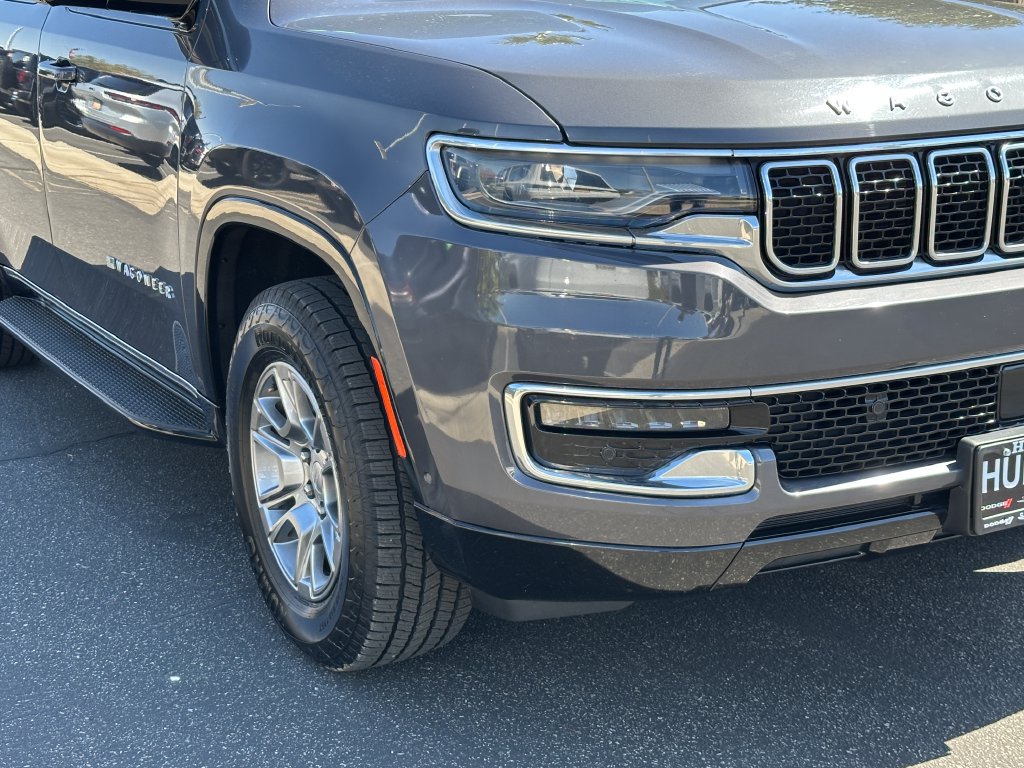 Certified 2022 Jeep Wagoneer Series I w/ Convenience Group I AWD/4WD image 17