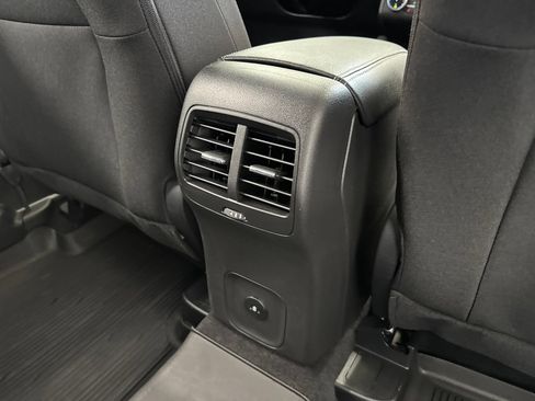 Used 2024 Ford Escape Active AWD/4WD image 46