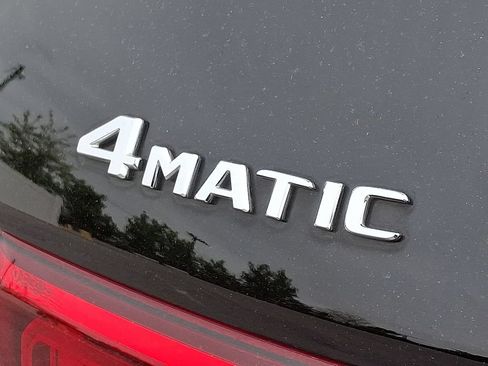 Used 2021 Mercedes-Benz GLB 250 4MATIC w/ Premium Package image 31