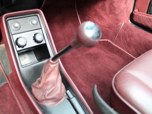 Used 1987 Porsche 911 Carrera image 25