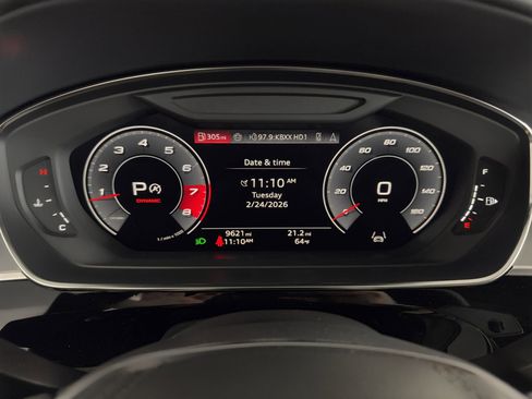 Used 2025 Audi S8 image 26