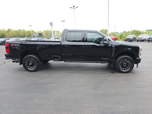 Certified 2025 Ford F250 Platinum image 11