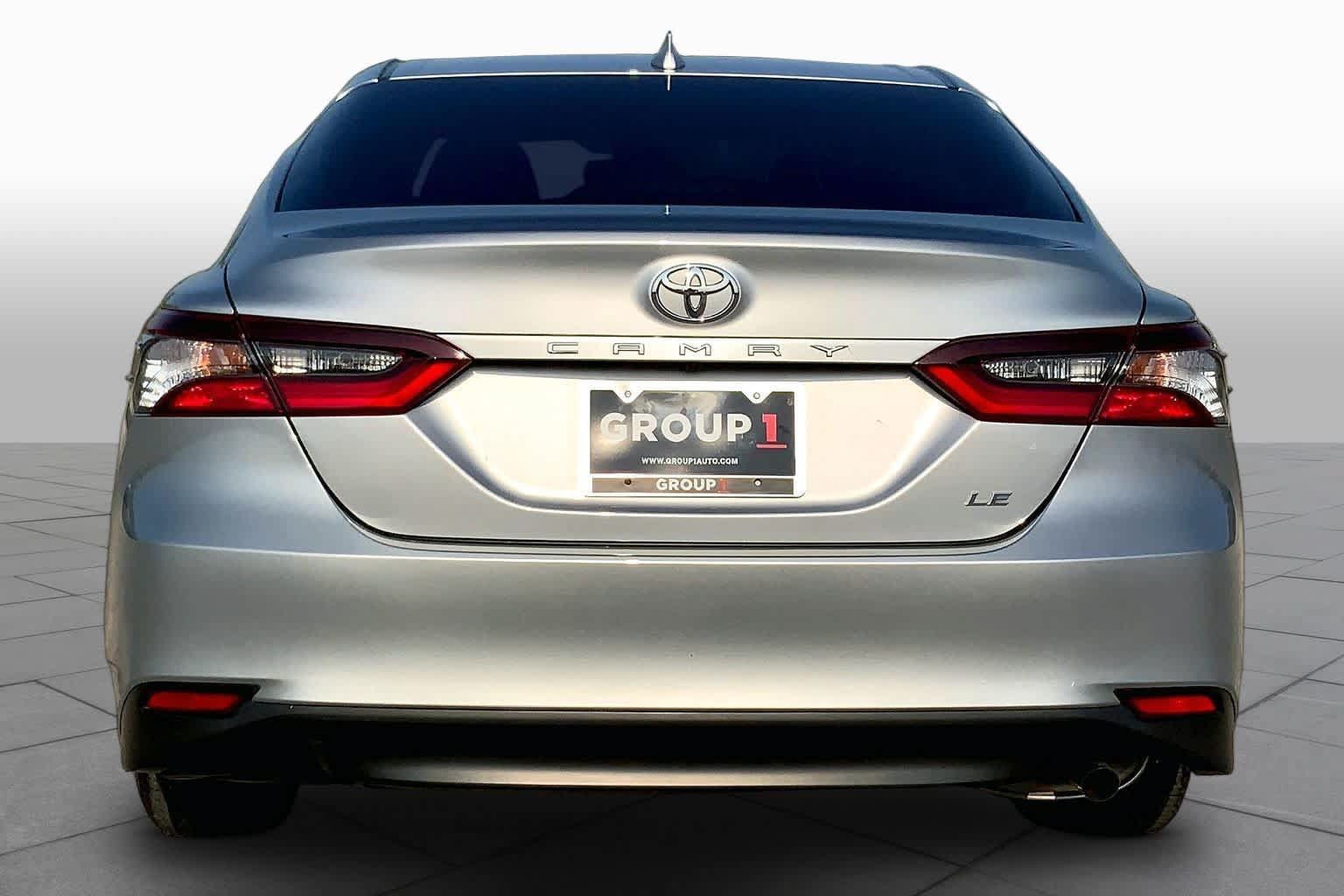 Used 2024 Toyota Camry LE FWD image 5