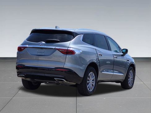 Used 2024 Buick Enclave Essence AWD/4WD image 6