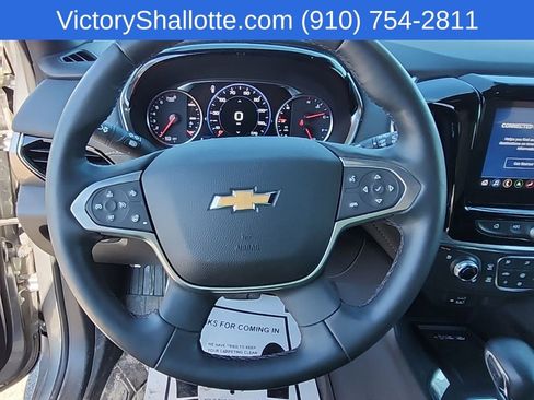 Used 2023 Chevrolet Traverse Premier image 12