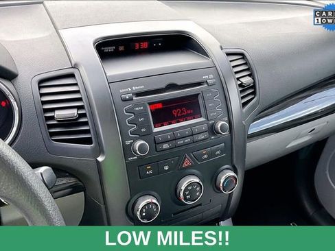 Used 2013 Kia Sorento LX FWD image 6
