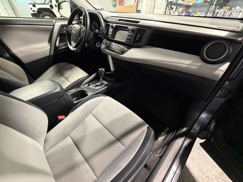 Used 2016 Toyota RAV4 XLE w/ Protection Package AWD/4WD image 20