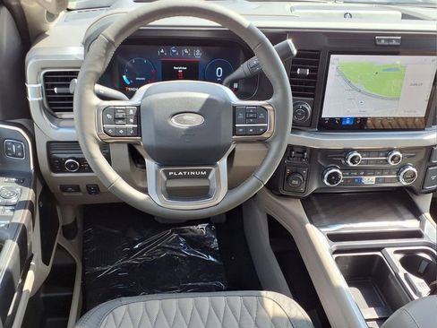 New 2026 Ford F450 Platinum w/ Platinum Plus Package AWD/4WD image 3