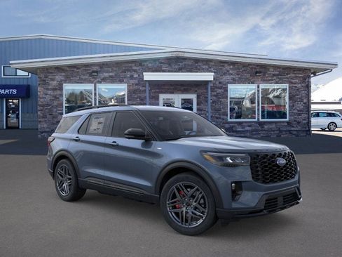 New 2026 Ford Explorer ST-Line w/ ST-Line Street Pack image 7