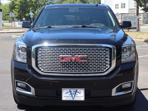 Used 2016 GMC Yukon XL Denali w/ Open Road Package AWD/4WD image 12