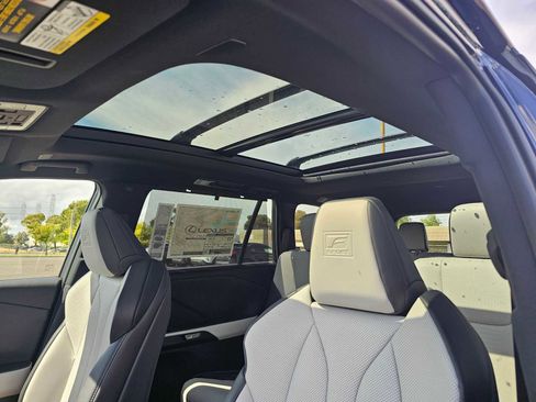 New 2026 Lexus TX 350 AWD image 24