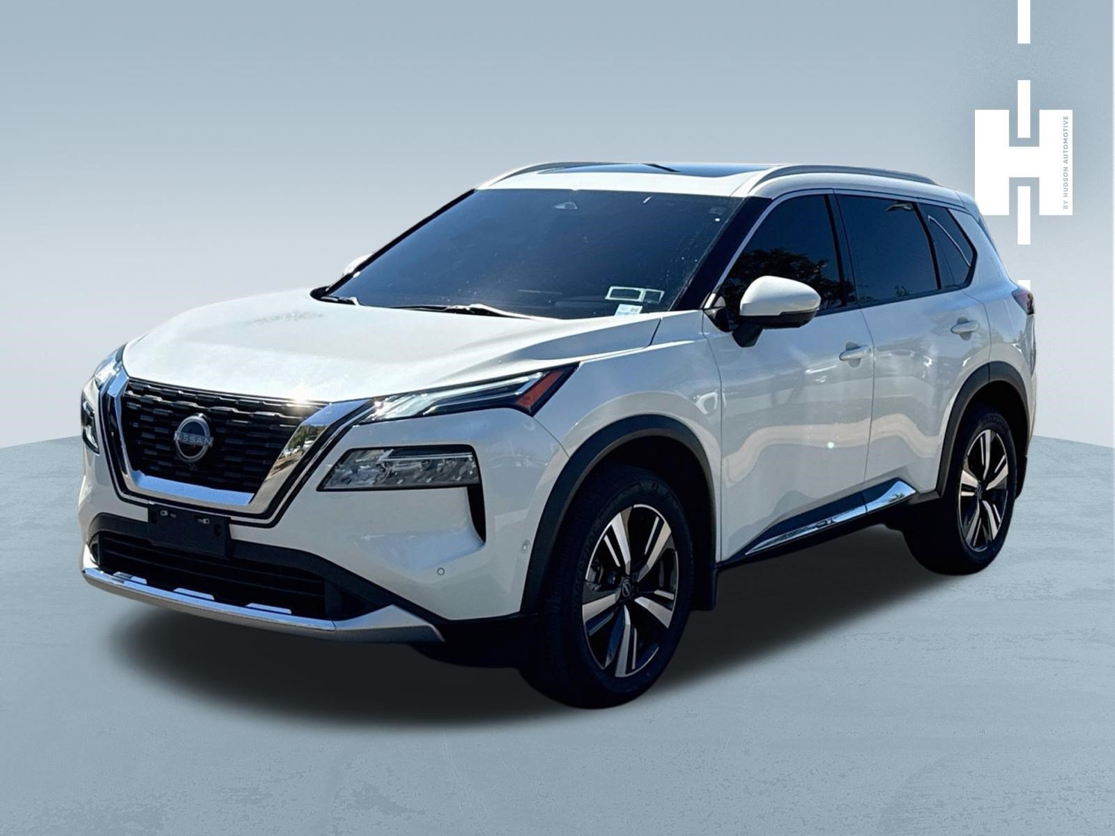 Used 2023 Nissan Rogue Platinum w/ Platinum Premium Package AWD/4WD image 3