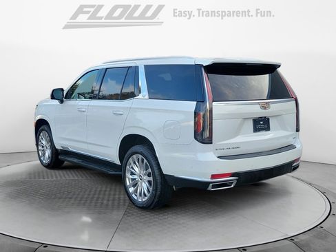 Used 2022 Cadillac Escalade Premium Luxury image 5