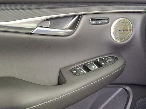 New 2025 INFINITI QX50 Sport image 10