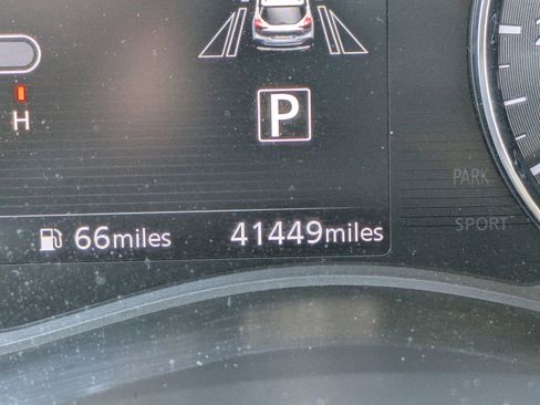 Used 2023 Nissan Kicks SR image 28